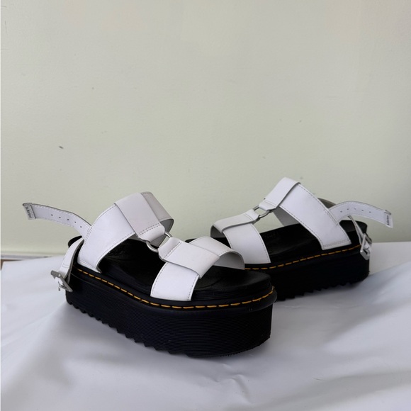 Dr. Martens Francis White Platform Sandals size 9 - Picture 5 of 7